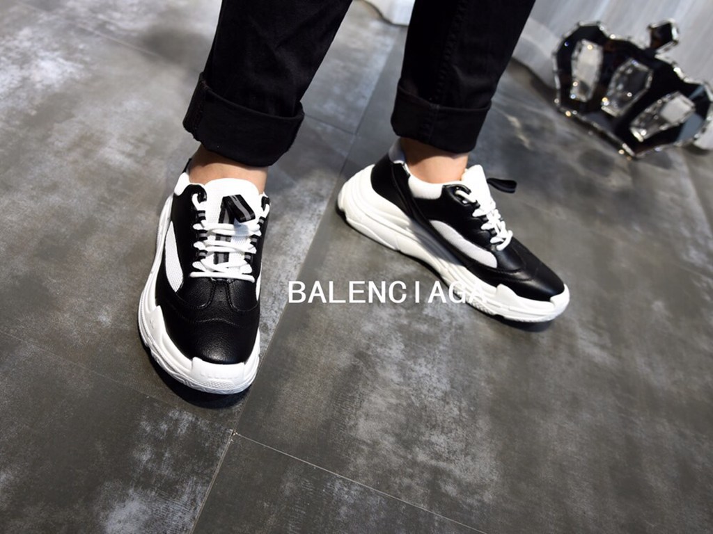 BLG  sneaker